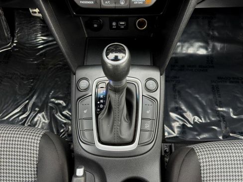 Used 2021 Hyundai Kona Night image 19