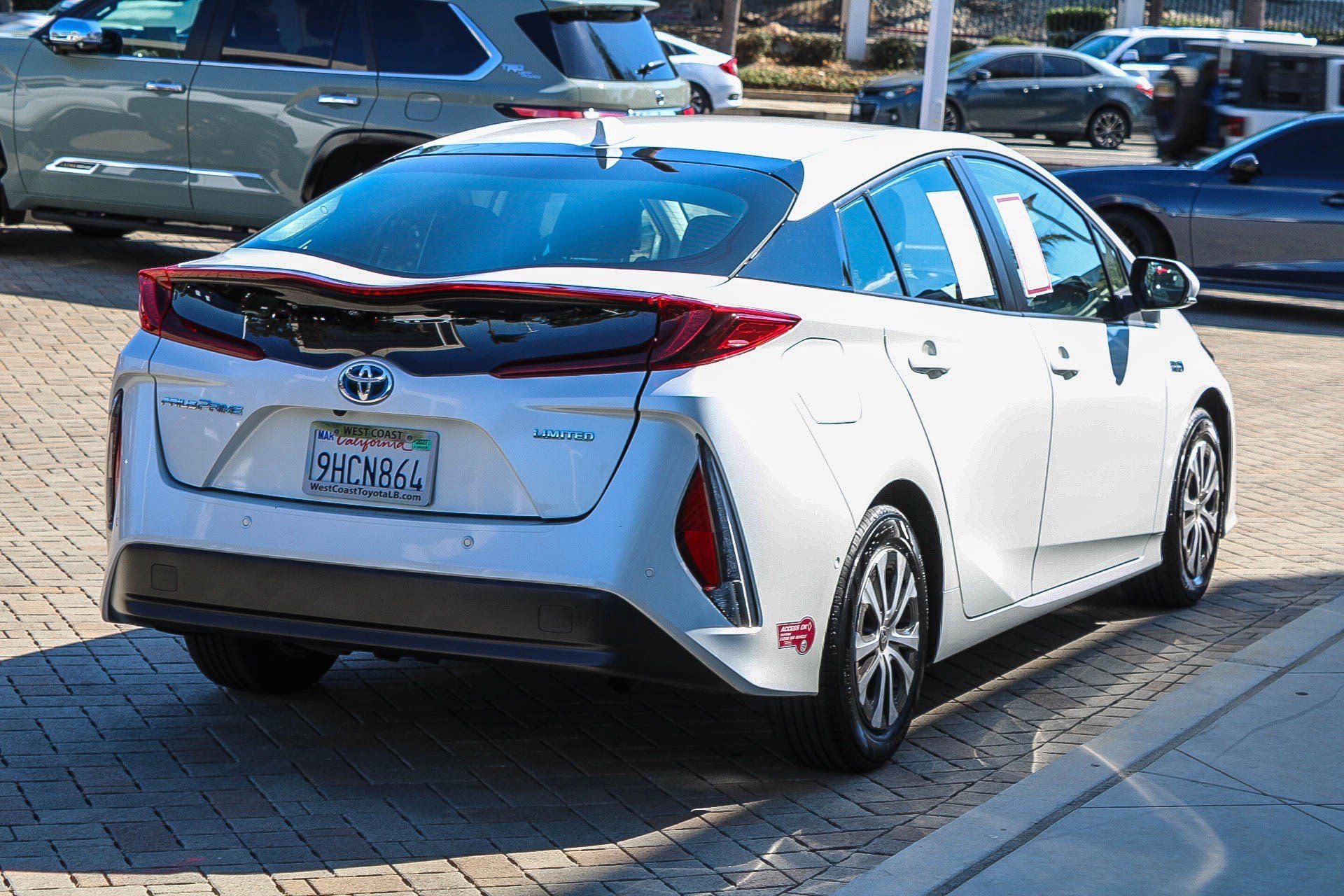 Certified 2021 Toyota Prius Prime Limited FWD image 7
