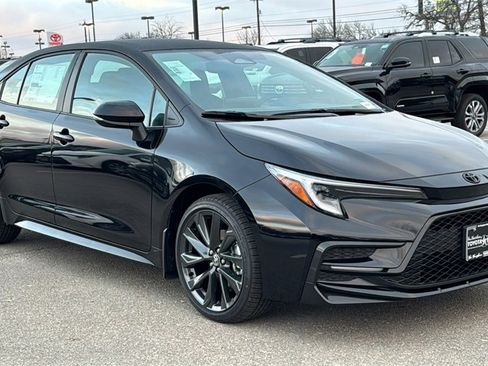 New 2026 Toyota Corolla SE image 3