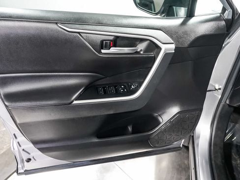 Certified 2023 Toyota RAV4 XLE FWD image 22