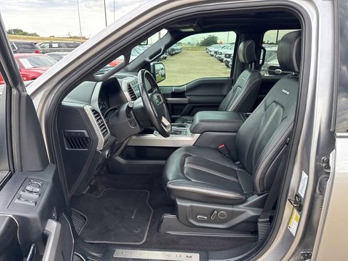 Used 2020 Ford F150 Platinum w/ Equipment Group 701A Luxury AWD/4WD image 20