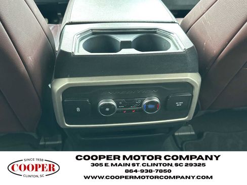 Used 2024 Ford Expedition Limited image 22