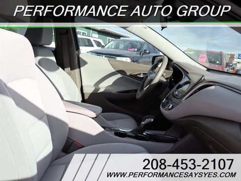 Used 2022 Chevrolet Malibu LT image 15