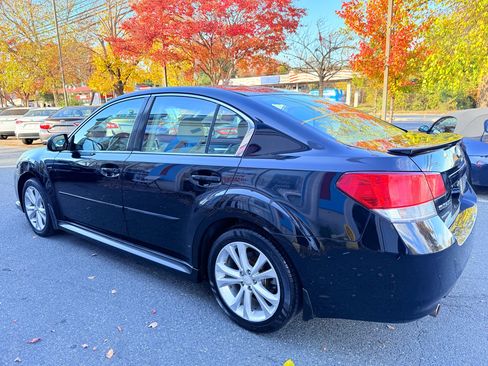 Used 2013 Subaru Legacy 2.5i Premium image 9