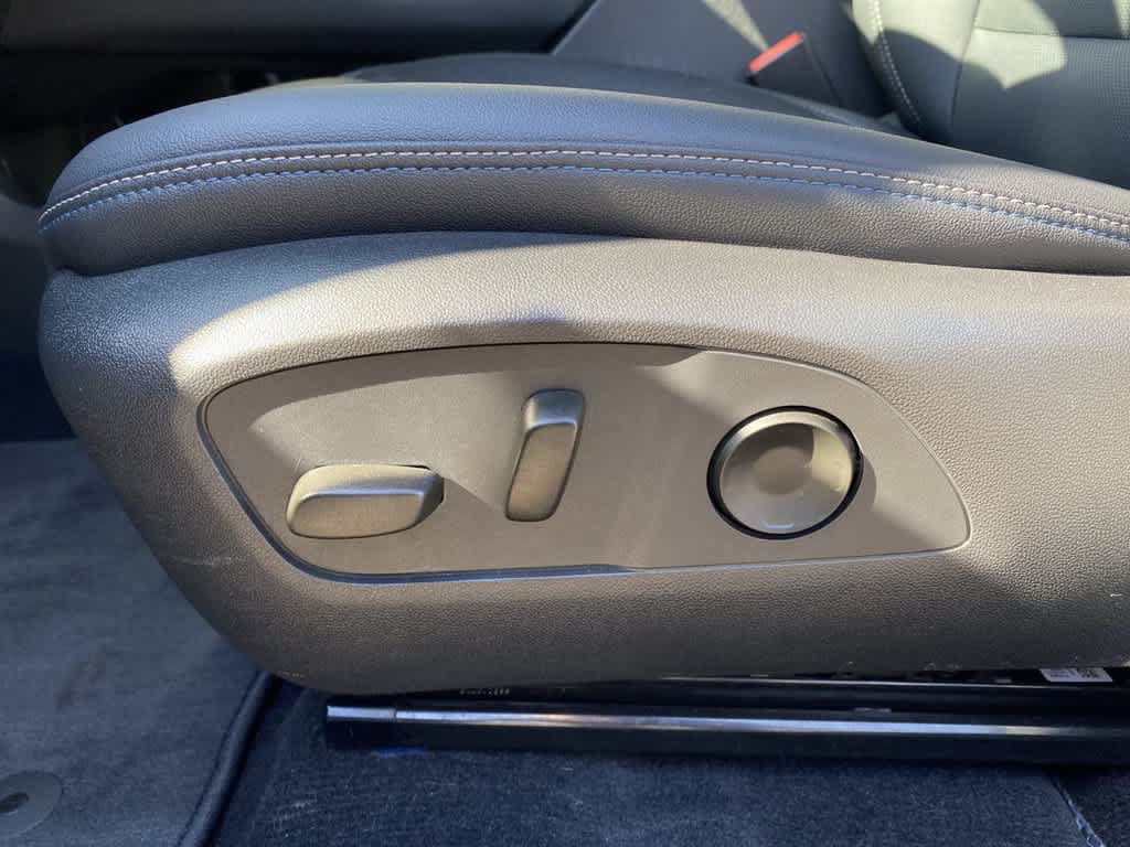 Used 2024 Chevrolet Equinox EV LT w/ LPO, Trailering Package AWD/4WD image 14