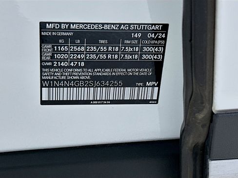 Certified 2025 Mercedes-Benz GLA 250 image 34