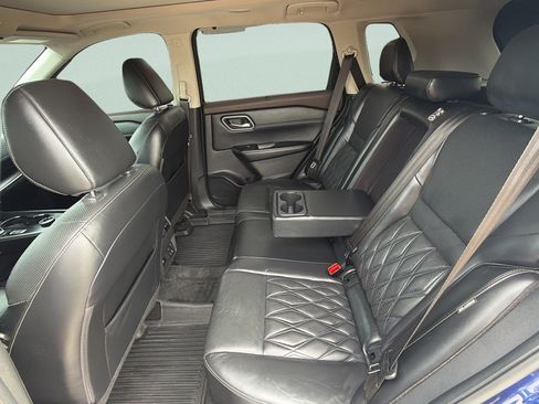 Used 2021 Nissan Rogue Platinum AWD/4WD image 14