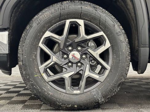 New 2026 GMC Sierra 1500 SLT w/ SLT Premium Package image 15