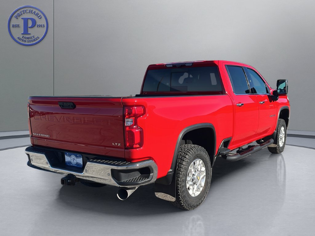 Used 2023 Chevrolet Silverado 3500 LTZ w/ LTZ Plus Package AWD/4WD image 7
