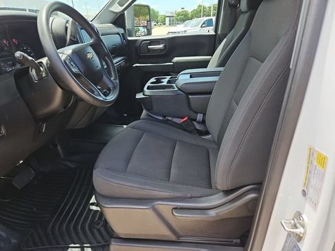 Used 2025 Chevrolet Silverado 3500 W/T w/ WT Convenience Package AWD/4WD image 18