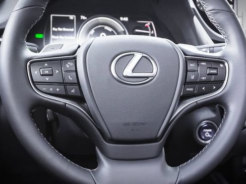 Used 2021 Lexus ES 300h w/ Premium Package FWD image 13