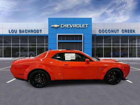 Used 2021 Dodge Challenger R/T Scat Pack RWD image 9