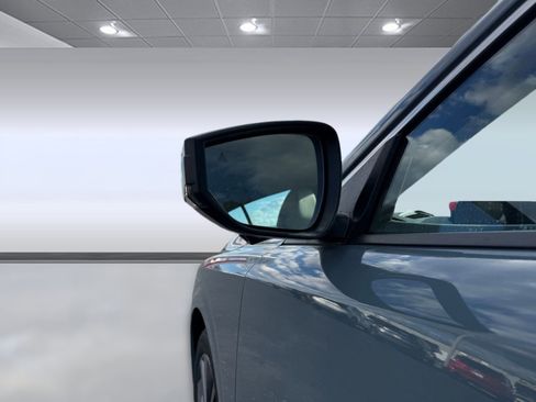 New 2026 Nissan Sentra SL w/ Floor Mat Package FWD image 19