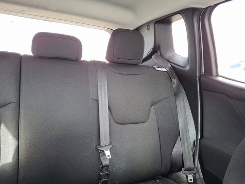 Used 2017 Jeep Renegade Sport w/ Power & Air Group image 21