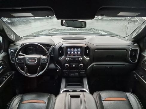 Used 2021 GMC Sierra 1500 AT4 w/ Driver Alert Package I AWD/4WD image 9
