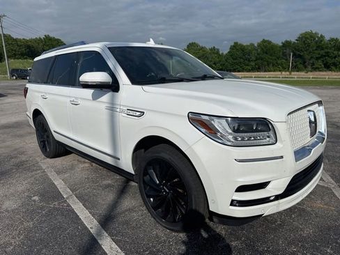 Used 2021 Lincoln Navigator Reserve AWD/4WD image 3