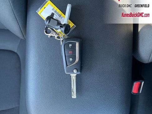 Used 2025 Toyota RAV4 LE image 40