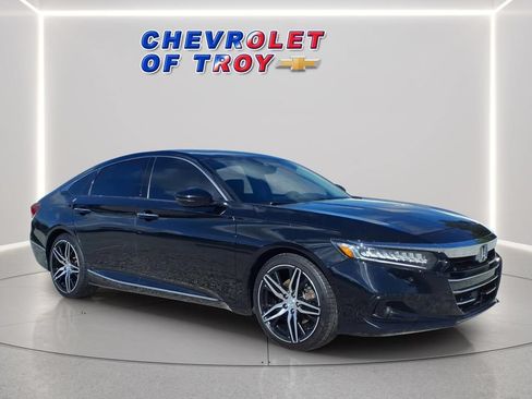 Used 2021 Honda Accord Touring image 1