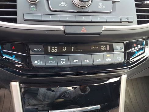 Used 2016 Honda Accord LX image 9