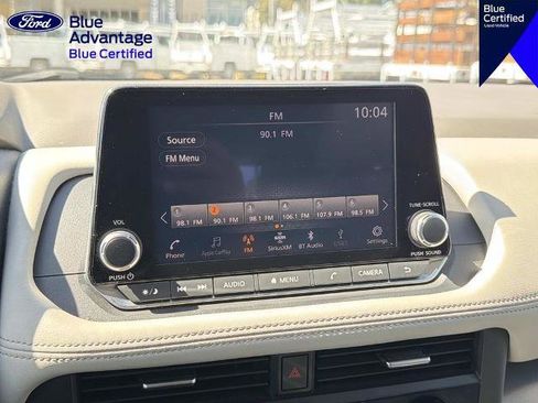 Used 2023 Nissan Rogue SV FWD image 23