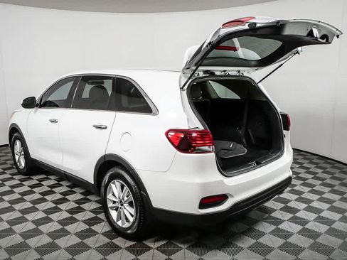 Used 2020 Kia Sorento LX image 33