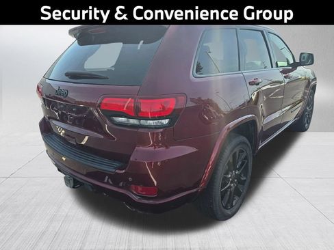 Used 2020 Jeep Grand Cherokee Altitude AWD/4WD image 7