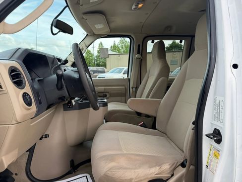 Used 2012 Ford E-350 and Econoline 350 XLT RWD image 9