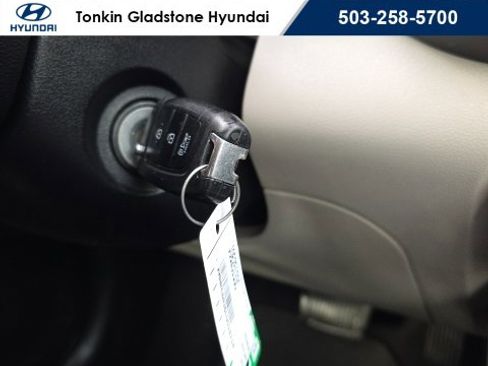 Used 2020 Hyundai Venue SEL w/ Convenience Package image 15