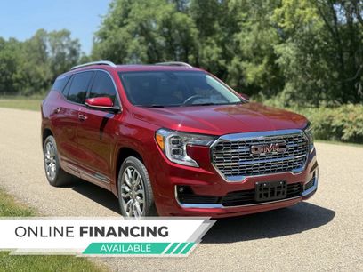 Used 2023 GMC Terrain Denali w/ Denali Premium Package