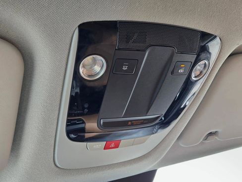 Used 2024 Kia Seltos EX FWD image 29