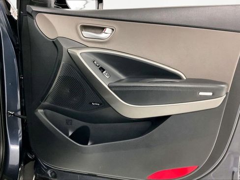 Used 2018 Hyundai Santa Fe SE Ultimate image 24