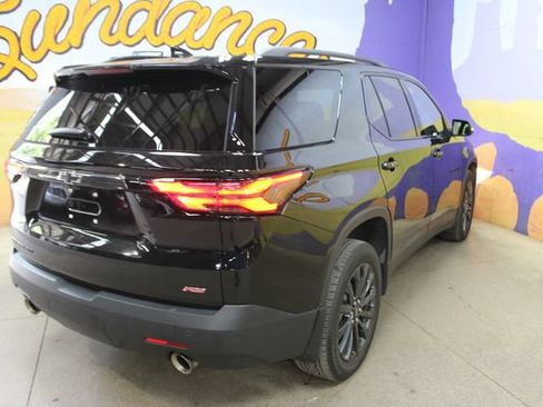 Used 2022 Chevrolet Traverse RS w/ LPO, Floor Liner Package AWD/4WD image 8