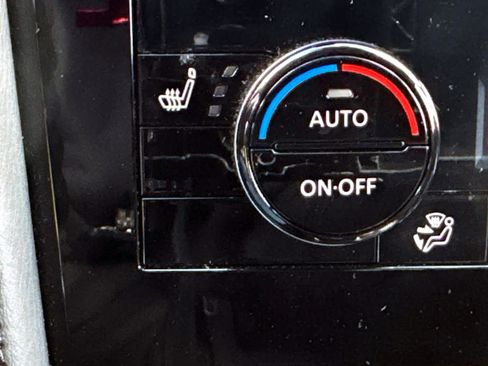 Used 2024 Nissan Armada SL w/ Cargo Package image 30