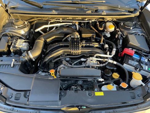 Used 2021 Subaru Crosstrek 2.0i Premium image 6