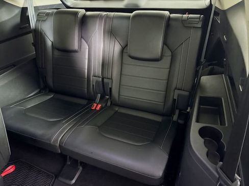 Used 2023 Volkswagen Atlas SEL Premium image 30