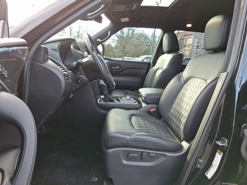 Used 2024 INFINITI QX80 Sensory w/ Cargo Package image 14