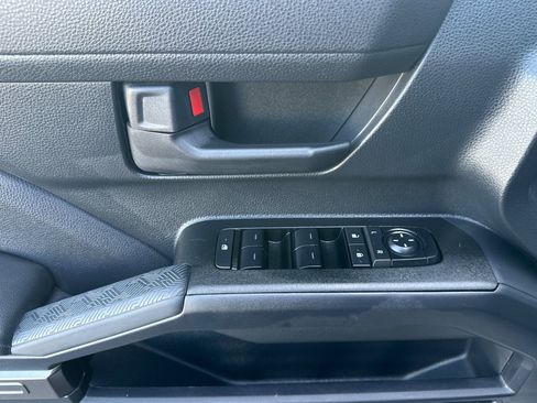 Used 2025 Toyota 4Runner TRD Off-Road image 11