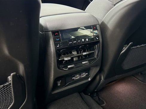 Used 2025 Jeep Grand Cherokee L Summit w/ Obsidian Package AWD/4WD image 26