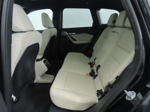 Used 2025 BMW X1 xDrive28i w/ Premium Package image 23