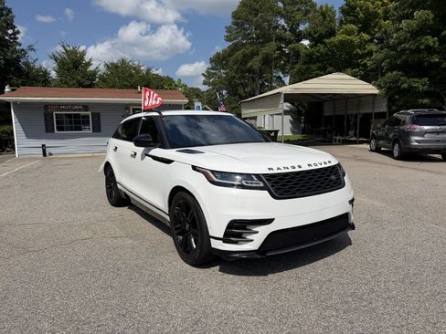 Used 2018 Land Rover Range Rover Velar R-Dynamic SE AWD/4WD image 3