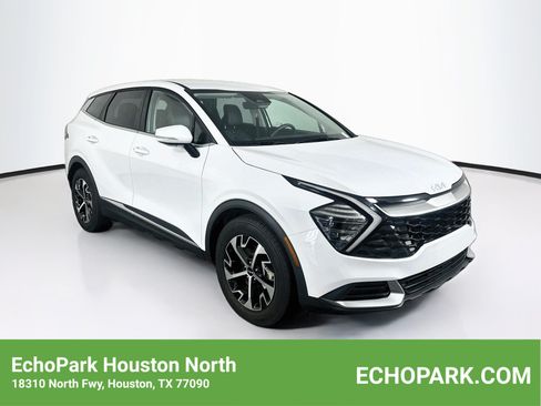 Used 2025 Kia Sportage EX FWD image 1
