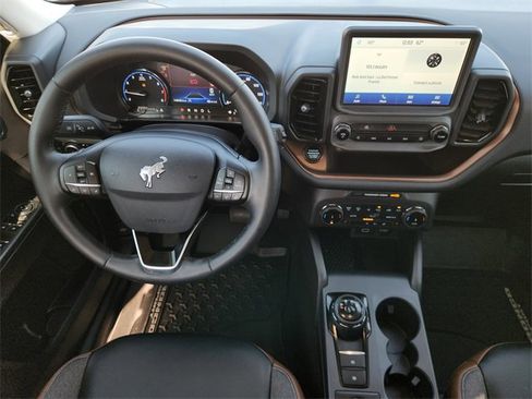 Used 2024 Ford Bronco Sport Outer Banks image 27