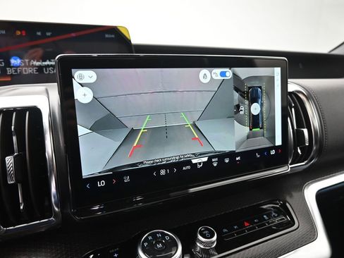 New 2026 Ford Expedition Max Platinum AWD/4WD image 16