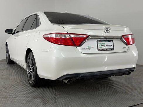 Used 2015 Toyota Camry XSE w/ Advanced Technology Package FWD image 7