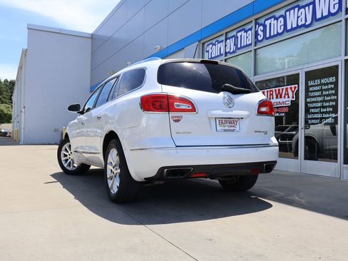 Used 2021 Buick Enclave Essence w/ Sound and Sites Package AWD/4WD image 35