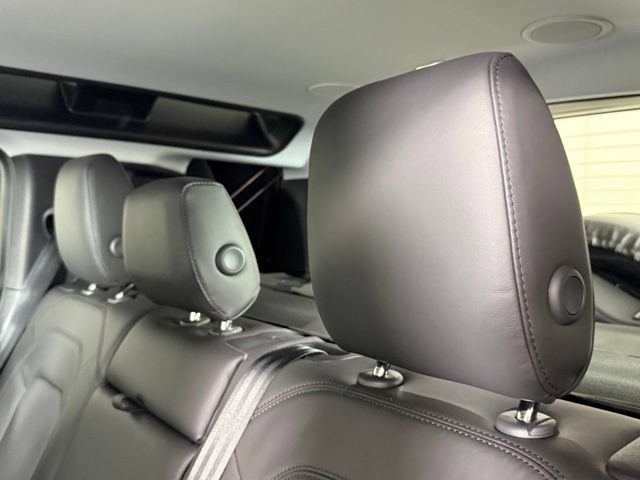 New 2026 Land Rover Defender 110 X-Dynamic SE AWD/4WD image 23