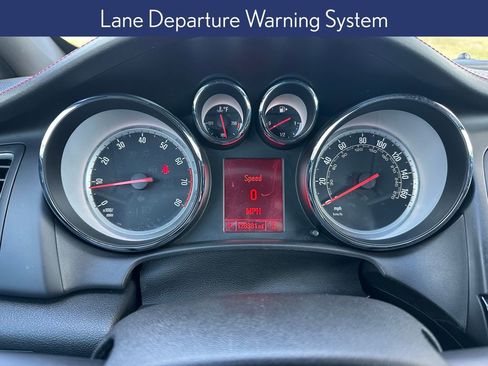 Used 2018 Buick Cascada Sport Touring w/ Dark Effects Package image 10