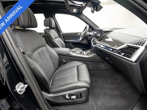 Used 2025 BMW X7 M60i w/ Executive Package AWD/4WD image 14