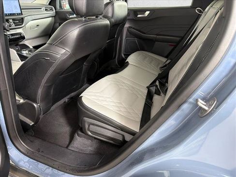 Used 2023 Ford Escape SE w/ PHEV Premium Package FWD image 22