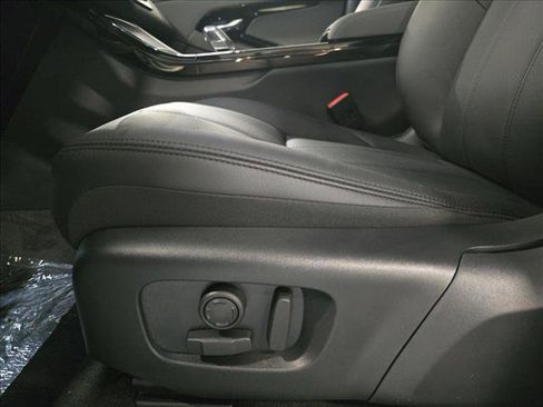 New 2026 Land Rover Range Rover Evoque S image 29